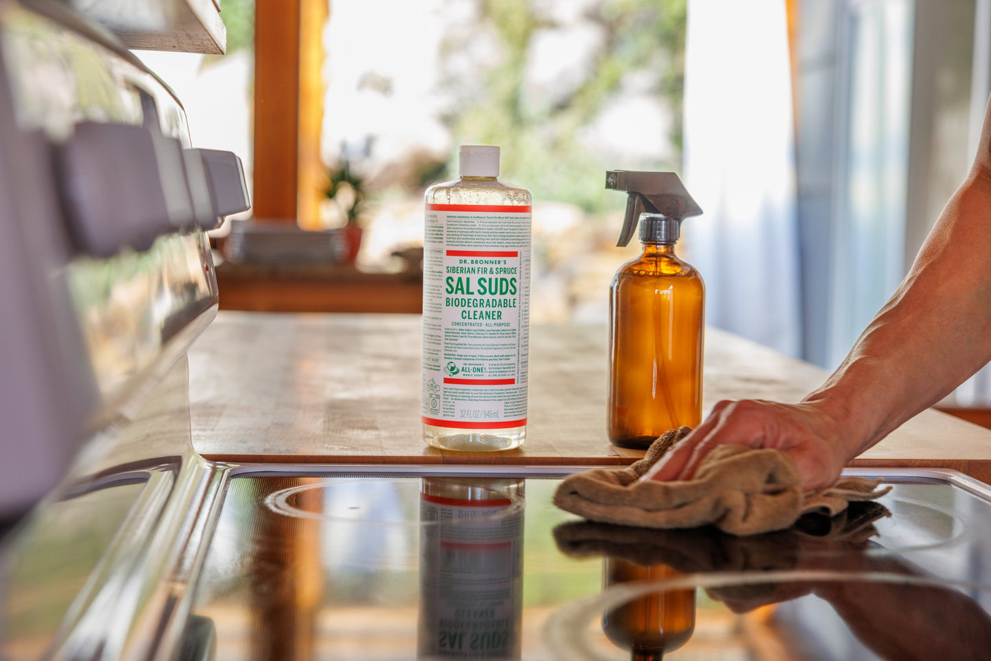 SAL SUDS LIQUID CLEANER