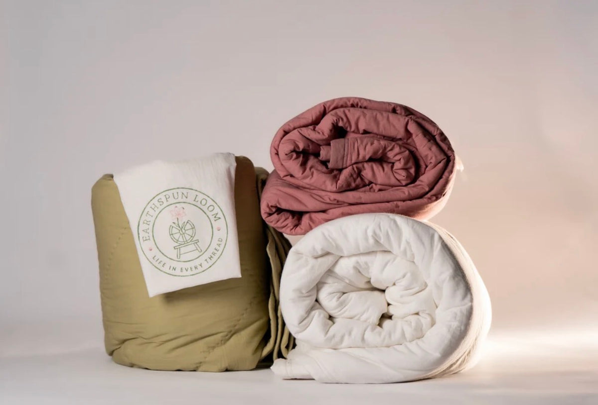 Organic Cambric Cotton Comforter – All-Season