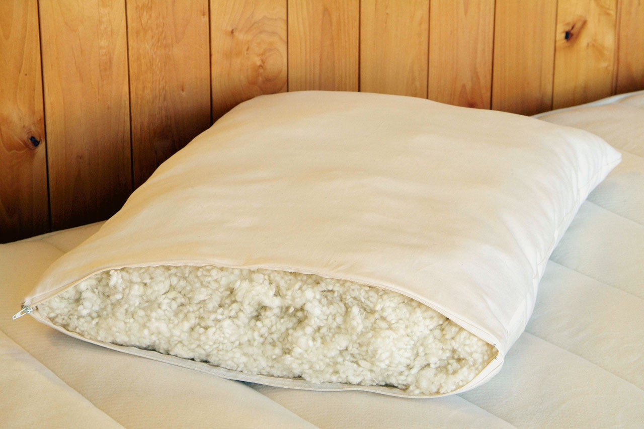 ORGANIC WOOL DOWN PILLOW WITH PROTECTIVE BARRIER COVER